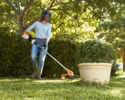 Stihl FSA60R Cordless Grass Trimmer Battery And Charger Set -Stih Machinery Shop 1 0000s 0002 FS FSA60R EU AW 009 e349ab8b 57f1 4720 8f1d b4e73038492c