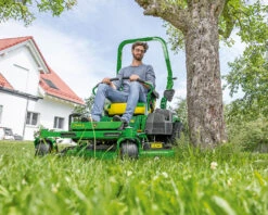 John Deere Z545R Zero-Turn Mower -Stih Machinery Shop Greendeck 0000s 0000 r2g025590 LSC