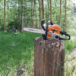 Stihl MS180 Chainsaw -Stih Machinery Shop M MS180 S0014